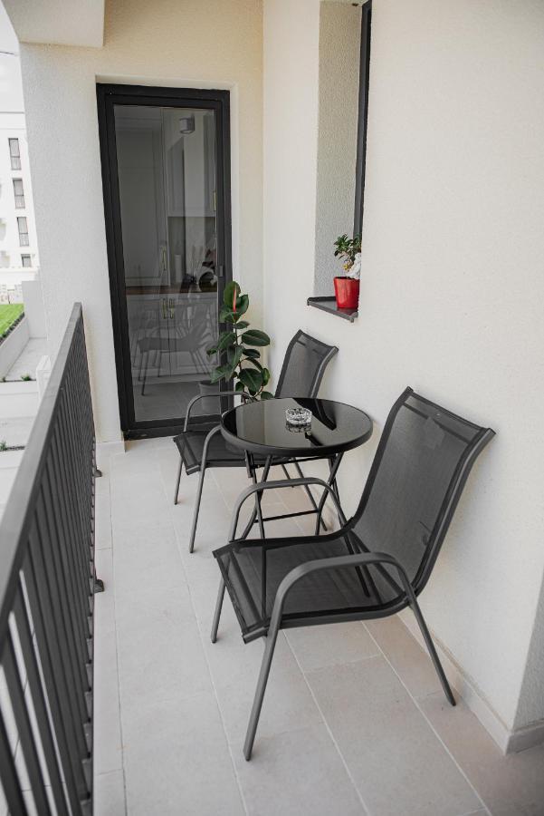 Modern Apartment In Timişoara Buitenkant foto