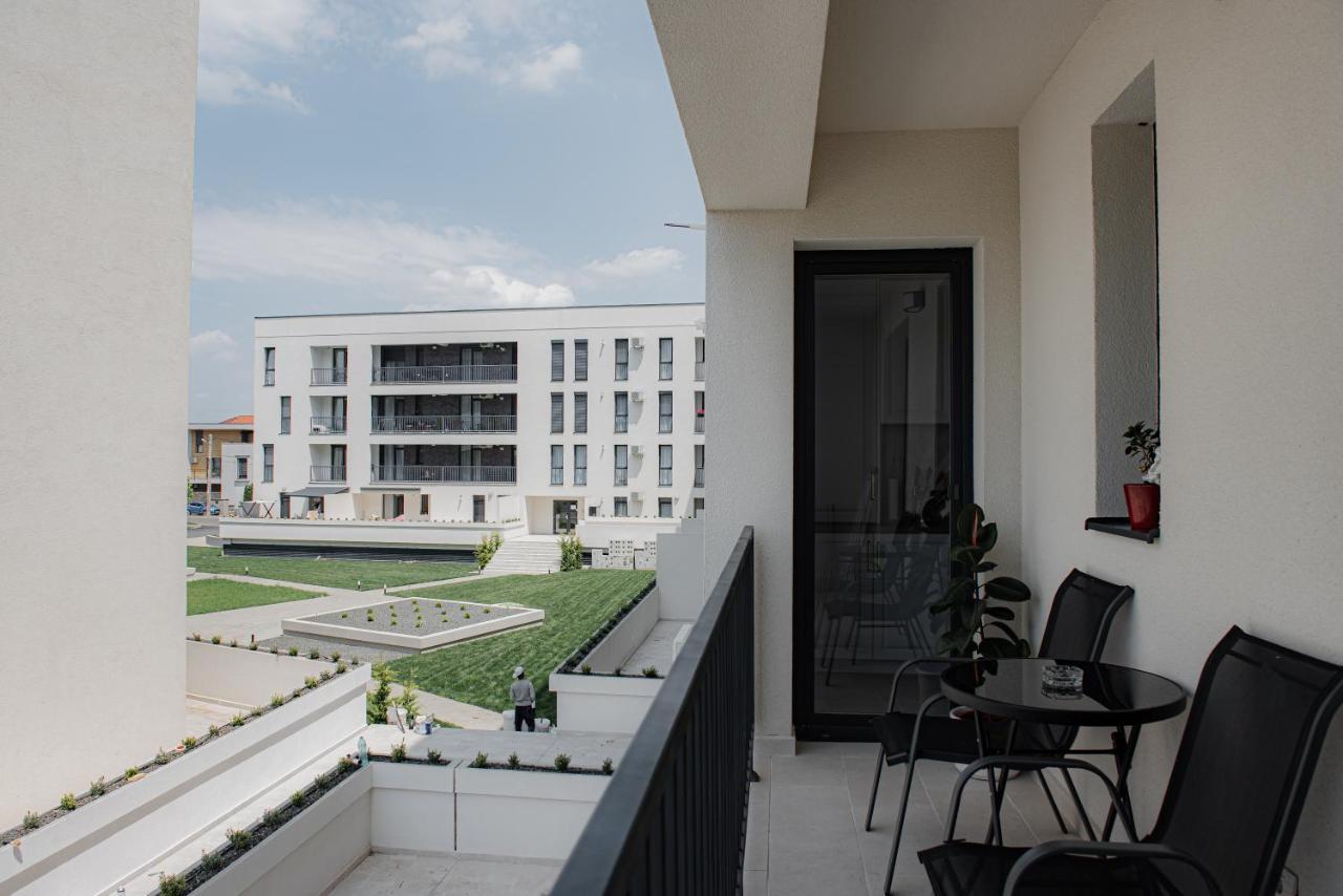 Modern Apartment In Timişoara Buitenkant foto