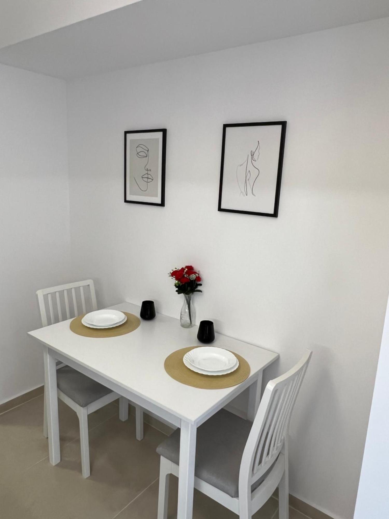 Modern Apartment In Timişoara Buitenkant foto